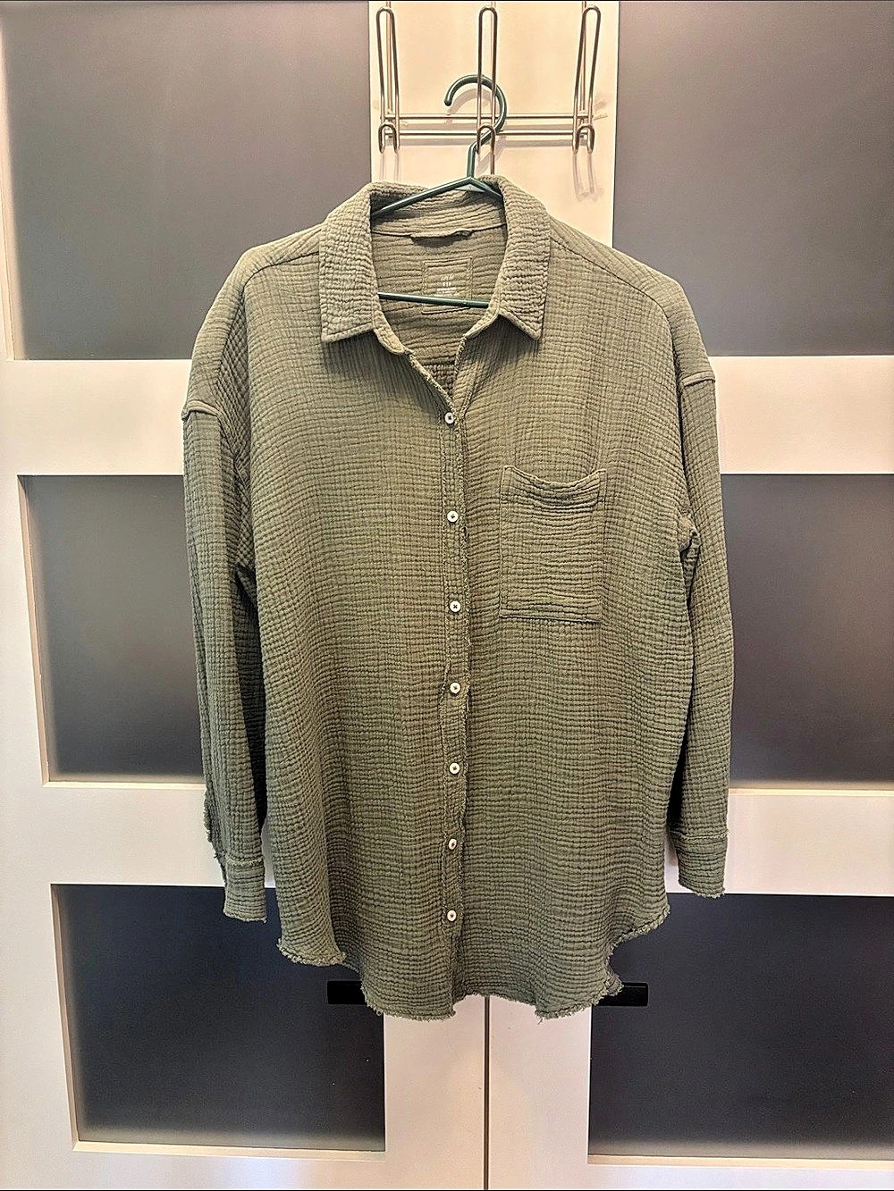 Aerie Soft Gauze Button-Down Shirt in Green